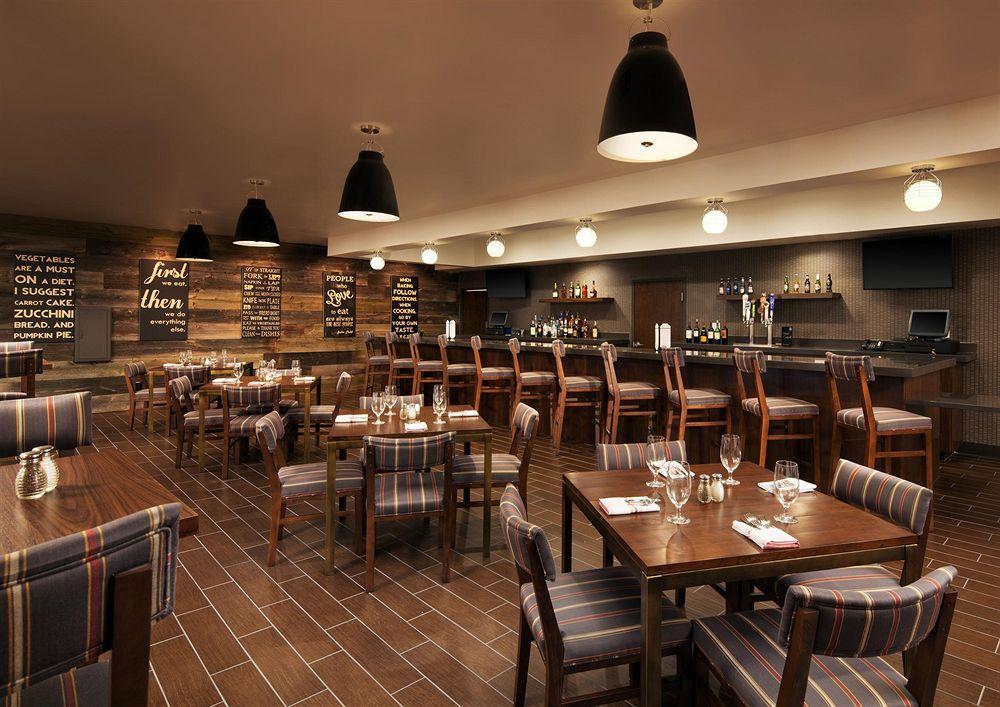 Four Points By Sheraton Phoenix South Mountain Dış mekan fotoğraf
